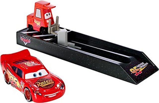 Buy Pixar Cars Pit Crew Launchers Lightning McQueen Online @ ₹1299 from ...