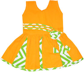 Dakshan Collections Self Design Cotton Frocks Girls