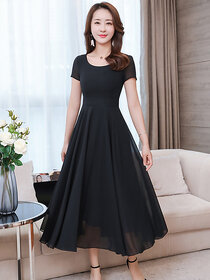 Vivient Women Black Plain Round Neck Georgette Maxi Dress