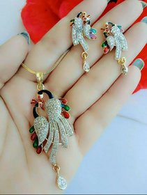 Hetprit peacock design pendent set with chain for women