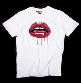 Red Lips Round Neck..