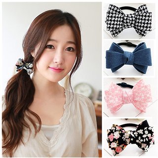 Girl Hair Tie