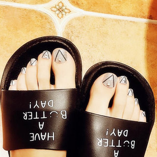 SPARKLING SLIVER BLACK ARTIFICIAL TOE NAIL OF 24 PCS WITH GLUE