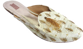 Oxhide Sea Jutti For Women