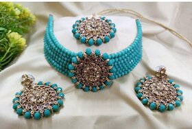 Trendy jewellery set