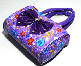 Trendy Ladies Hand Bags Pattern 17