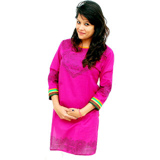The Mini Needle Pink Cotton Geometric Stitched Kurti For Women