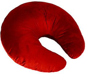 Flipon Nurshing Pillow The Action of Feeding a Baby With Milk From the Mother 5 Different Uses 9 Month warrenty