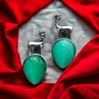 Blythe DIVA Oxidised Silver Deer Stud Earrings with Monalisa Stone