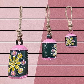 Onlinecraft Iron Cow Bell Iron, Wooden Cow Bell (Green)