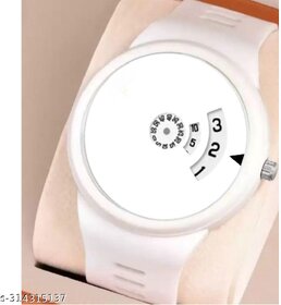 HRV White Fancy Hands Round Pu Boy and Men Watch