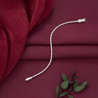 Single Line Baguette Cut Diamond Tennis Bracelet