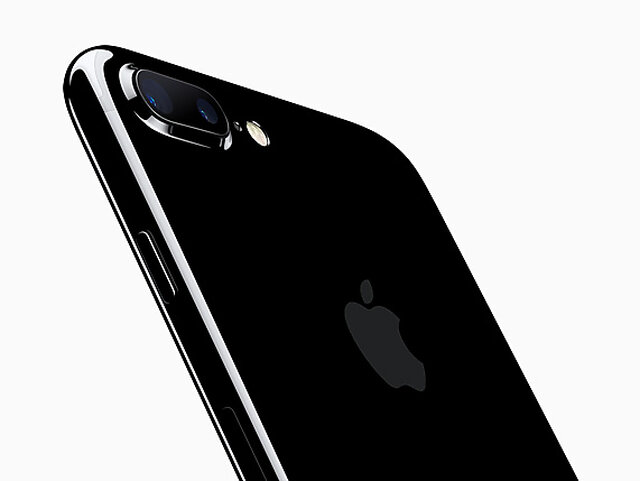 Buy (Refurbished) Apple Iphone 7 Plus 32 Gb Phone - Superb