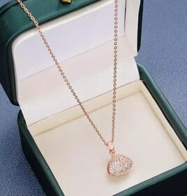 Minha sterling shell pearl pendent gold necklace jewellery