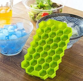 Flexible Honeycomb Shape 37 Cavity Ice Tray Mold Trays for Freezer Moulds Small Cubes Fridge Bar Soft Smooth Rubber Ice