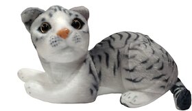 Frosty the Meow-Tiger Cub