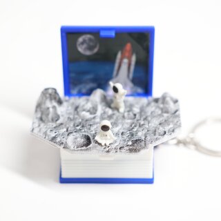 Astronauts - 3D Pop-open book- Keychain (Blue/ Dark Green variants)