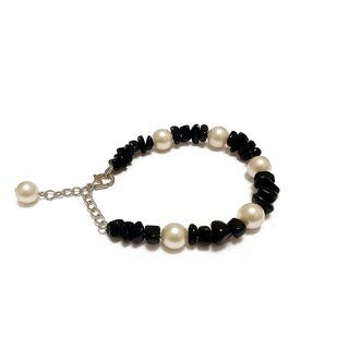 Techiefox Stylish Pearl and Black Beaded Bracelet  Trendy Adjustable Chain Bracelet with Heart Clasp for Women
