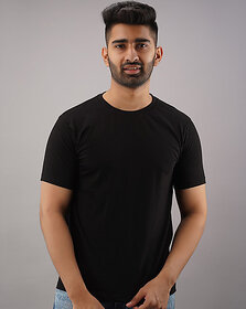 Code Yellow Men Solid Round Neck Cotton Black T-Shirt