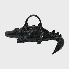 3D Alligator Shape Shoulder Bag: Unique PU Crossbody Purse for Women (Black_47x17x13cm)