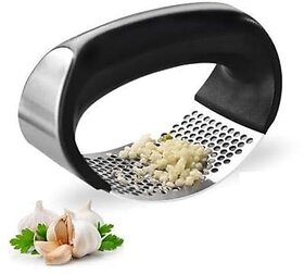 Kitchen Stainless Steel Garlic Press with Ergonomic HandleGarlic Crusher Handy Garlic Crusher Kitchen Garlic Crushing Tool Stainless Steel (Multicolor)