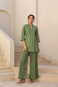 Elara Women's Chic Co-ord Set -Fashionable Outfit