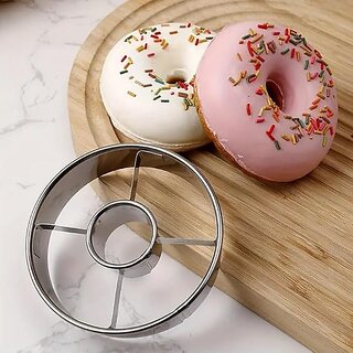 Stainless Steel Donut Cutter Mold - 3.86 Inch Doughnut Cutter Cookie Biscuit Cake Mold Food-Grade Baking Tool Easy-to-Use  Dishwasher Safe for Homemade Pastries  Desserts
