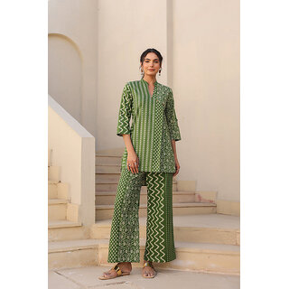 Elara Women's Chic Co-ord Set -Fashionable Outfit