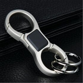V07 Modern Metal Keychain - Sleek and Stylish Key Organizer