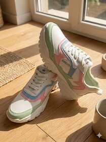 Stylish Women's Sports Shoes - Trendy Athletic Sneakers