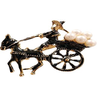 Vintage Horse Cart Pearl Brooch - A Timeless Accessory for Formal Wear and Special Occasions, Perfect for Enhancing Elegance in Your Ensemble