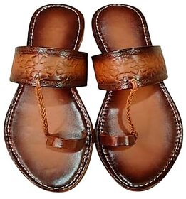 Wellmax Womens Brown Traditional Ethnic Design Kohlapuri Flat Sandals