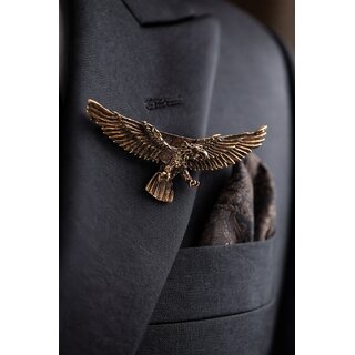 Vintage Eagle Brooch for Men  Women  Antique Gold Finish Flying Eagle Lapel Pin