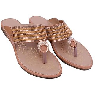 Wellmax Womens Beige Traditional Ethnic Design Kohlapuri Flat Sandal