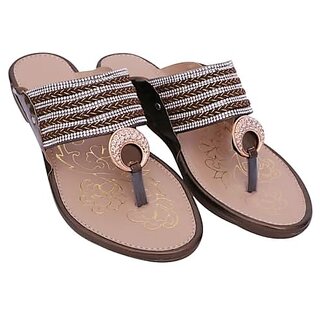 Wellmax Womens Coffee Traditional Ethnic Design Kohlapuri Flat Sandals