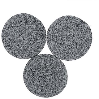Ariya Premium Table Mats Set of 3 Elegant Light Grey Placemats for Dining Table Heat-Resistant, Easy-Clean Fabric Ideal for Everyday Use and Special Occasions