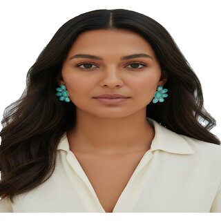 Vintage Floral Design Silver Stud Earrings with Turquoise Accents