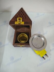 Wooden Loban Dani ( Holder ) with Electric Kapoor Dal - Combo of 2
