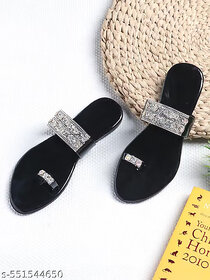 Trendy Women Stylish Comfortable Flats Casual Daily Wear Footwear