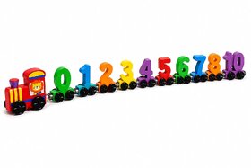 Wooden Magnetic Number Train, Numbers 0 to 10, Multicolour, 11 Piece Set, Educational Toy for Ages 3 and AbovePLAY-SUP-648