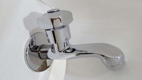 Garnet Quarter Turn Fittings Pillar Cock