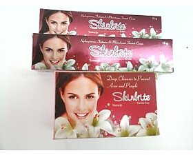 2 skinbrite cream with 2 skinbrite soaps.