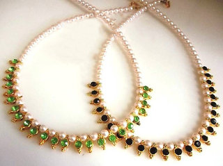 Buy 1 get 1 free pearl necklace set