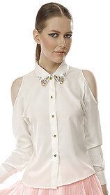 Show-off with rhinestones shirt