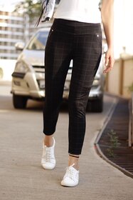 Best Seller Imported Black Check's Stretchable Pants / Jeggings /Gym Wear /Yoga Wear /Casual Wear /Sport's Wear