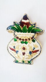 Kum Kum Box (Roli Chopra).