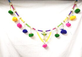 Wall decor Pecock Design PomPom Bandarwal.